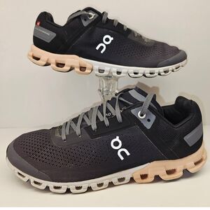 Oncloud Women 8.5 Comfy footwear
